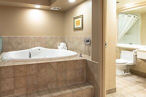 Royal Hotel West Edmonton, Trademark Collection by Wyndham