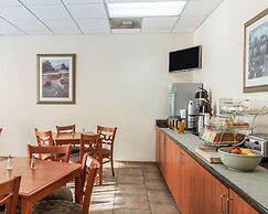 Quality Inn Downtown Convention Center