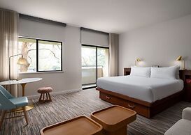 Flamingo Resort & Spa Santa Rosa Sonoma, Tapestry by Hilton