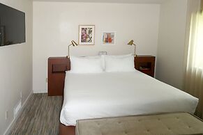 Flamingo Resort & Spa Santa Rosa Sonoma, Tapestry by Hilton