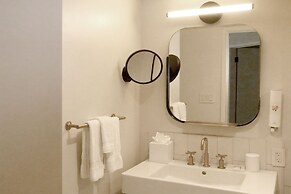 Flamingo Resort & Spa Santa Rosa Sonoma, Tapestry by Hilton