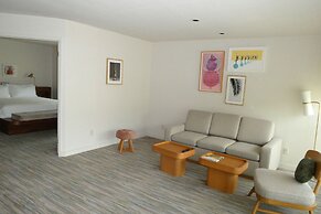 Flamingo Resort & Spa Santa Rosa Sonoma, Tapestry by Hilton