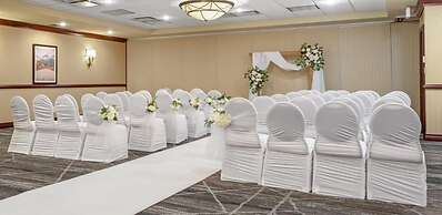 Best Western Plus Port O'Call Hotel