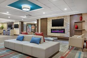 Best Western Plus Port O'Call Hotel