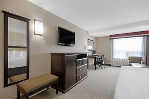 Best Western Plus Port O'Call Hotel