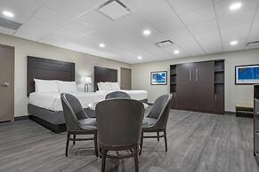 Best Western Plus Port O'Call Hotel