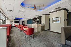 Best Western Plus Port O'Call Hotel