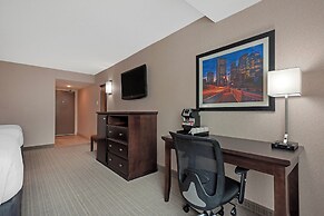 Best Western Plus Port O'Call Hotel