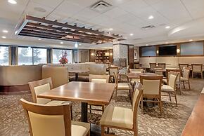 Best Western Plus Port O'Call Hotel