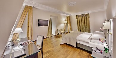 Grand Hotel Suisse Majestic, Autograph Collection