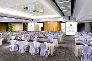 Regal Riverside Hotel