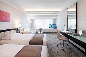 Regal Riverside Hotel