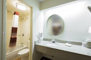 Red Roof Inn Boston - Southborough/ Worcester