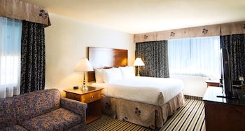 Best Western Plus Suites Downtown