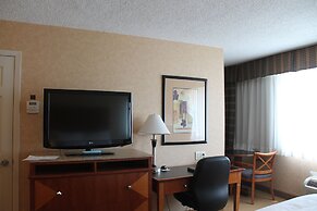 Best Western Plus Suites Downtown