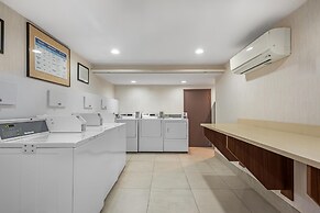 Best Western Plus Suites Downtown