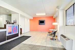 Motel 6 Springfield, MO - North