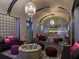 Al Bustan Hotel & Spa