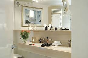 Al Bustan Hotel & Spa