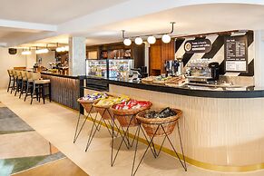 Delta Hotels by Marriott Warwick