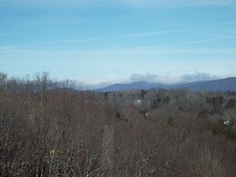 Days Inn by Wyndham Dahlonega University Area