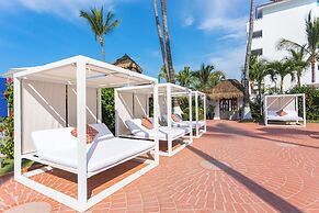 Buenaventura Grand Hotel & Great Moments - All Inclusive