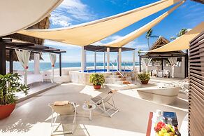 Buenaventura Grand Hotel & Great Moments - All Inclusive