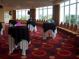 DoubleTree by Hilton Hotel Jefferson City