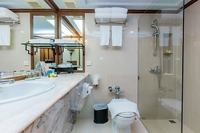 The Regent Cha-Am Beach Resort