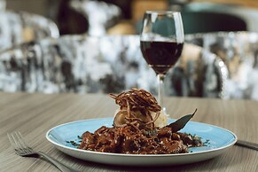 Holiday Inn Newcastle - Gosforth Park by IHG