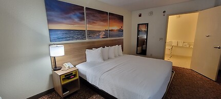 Hotel Carolina, a Days Inn by Wyndham