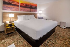 Hotel Carolina, a Days Inn by Wyndham