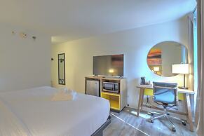 Hotel Carolina