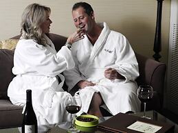 The Raphael Hotel, Autograph Collection