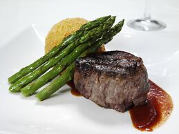 The Raphael Hotel, Autograph Collection