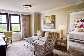 The Raphael Hotel, Autograph Collection