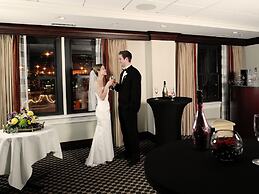 The Raphael Hotel, Autograph Collection