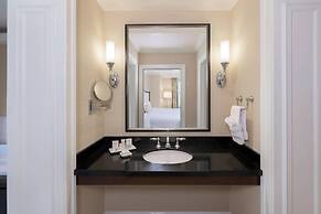 The Raphael Hotel, Autograph Collection