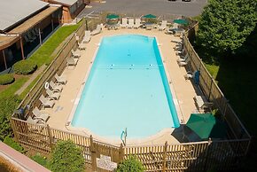 Baymont by Wyndham Front Royal Near Shenandoah National Park