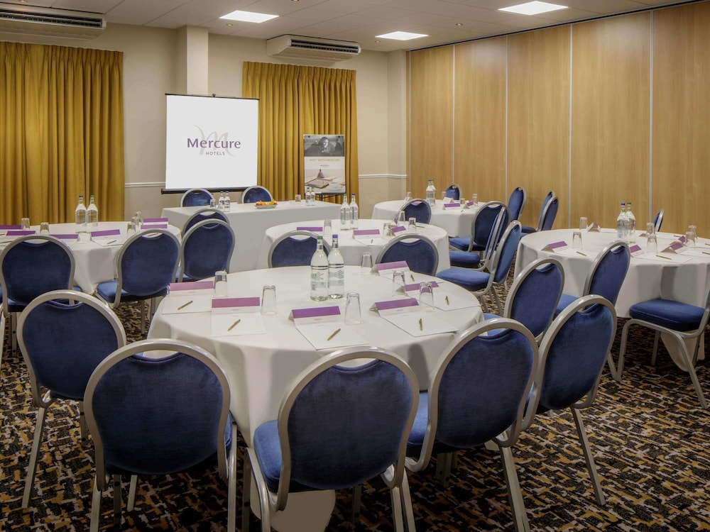 Mercure Hatfield Oak