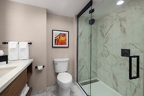 Embassy Suites by Hilton Cincinnati Northeast Blue Ash