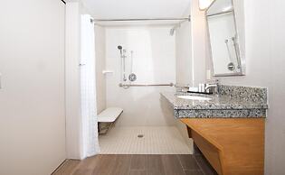 Embassy Suites by Hilton Cincinnati Northeast Blue Ash