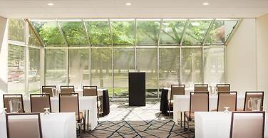 Embassy Suites by Hilton Cincinnati Northeast Blue Ash