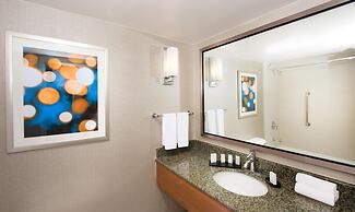 Embassy Suites by Hilton Cincinnati Northeast Blue Ash