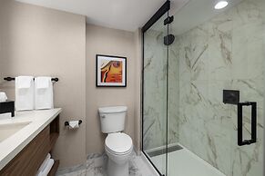 Embassy Suites by Hilton Cincinnati Northeast Blue Ash