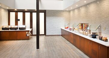 Embassy Suites by Hilton Cincinnati Northeast Blue Ash