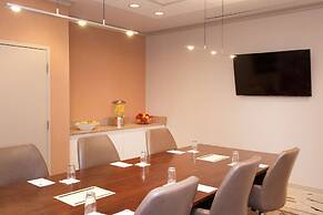 Embassy Suites by Hilton Cincinnati Northeast Blue Ash