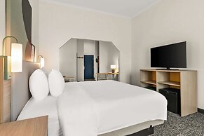 Spark by Hilton Commerce, GA