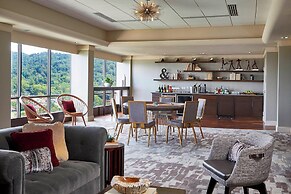 Renaissance Asheville Downtown Hotel