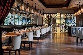 Renaissance Asheville Downtown Hotel